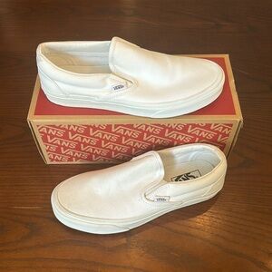 Classic Slip-On True White US W 6 TL